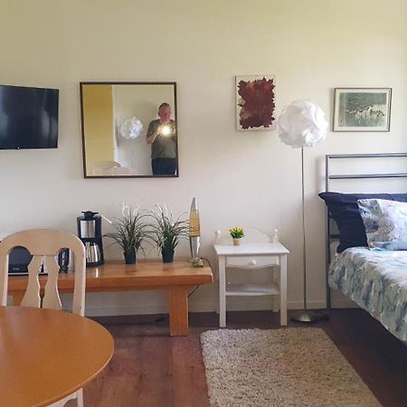 Ekhult Apartments - Ground Floor - Garden And Lake View Улрицехамн Екстериор снимка