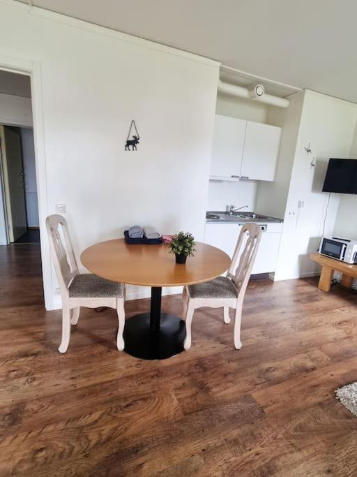 Ekhult Apartments - Ground Floor - Garden And Lake View Улрицехамн Екстериор снимка